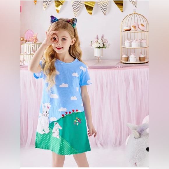 Bunny dress - Picture 1 of 7